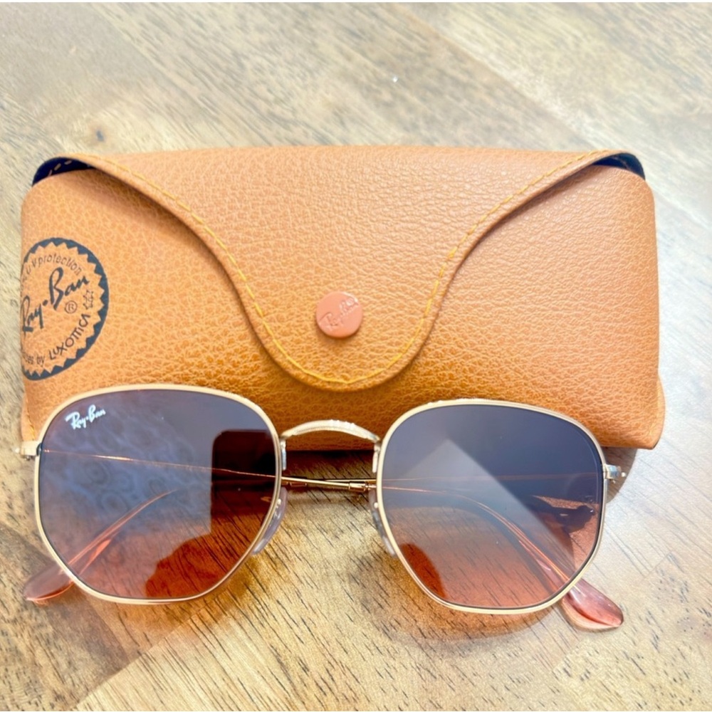 Ray-Ban Brown Sunglasses with Case